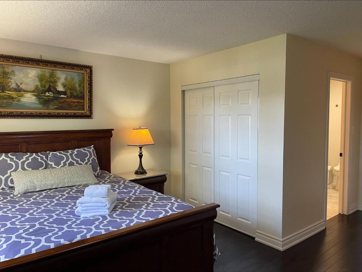 Apartmán Btn Family-Style Bustling Area Self-Check-In So Fast Fiber Net Free Parking Toronto Exteriér fotografie