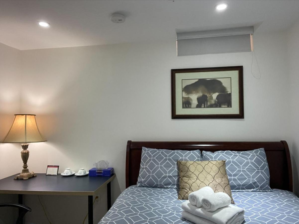 Apartmán Btn Family-Style Bustling Area Self-Check-In So Fast Fiber Net Free Parking Toronto Exteriér fotografie