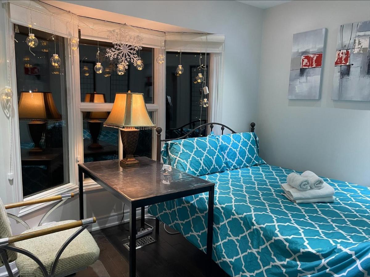 Apartmán Btn Family-Style Bustling Area Self-Check-In So Fast Fiber Net Free Parking Toronto Exteriér fotografie